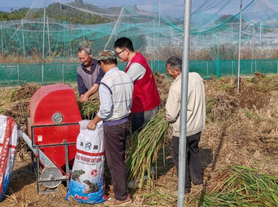 从“田间”到“心间” 同心助农解民忧