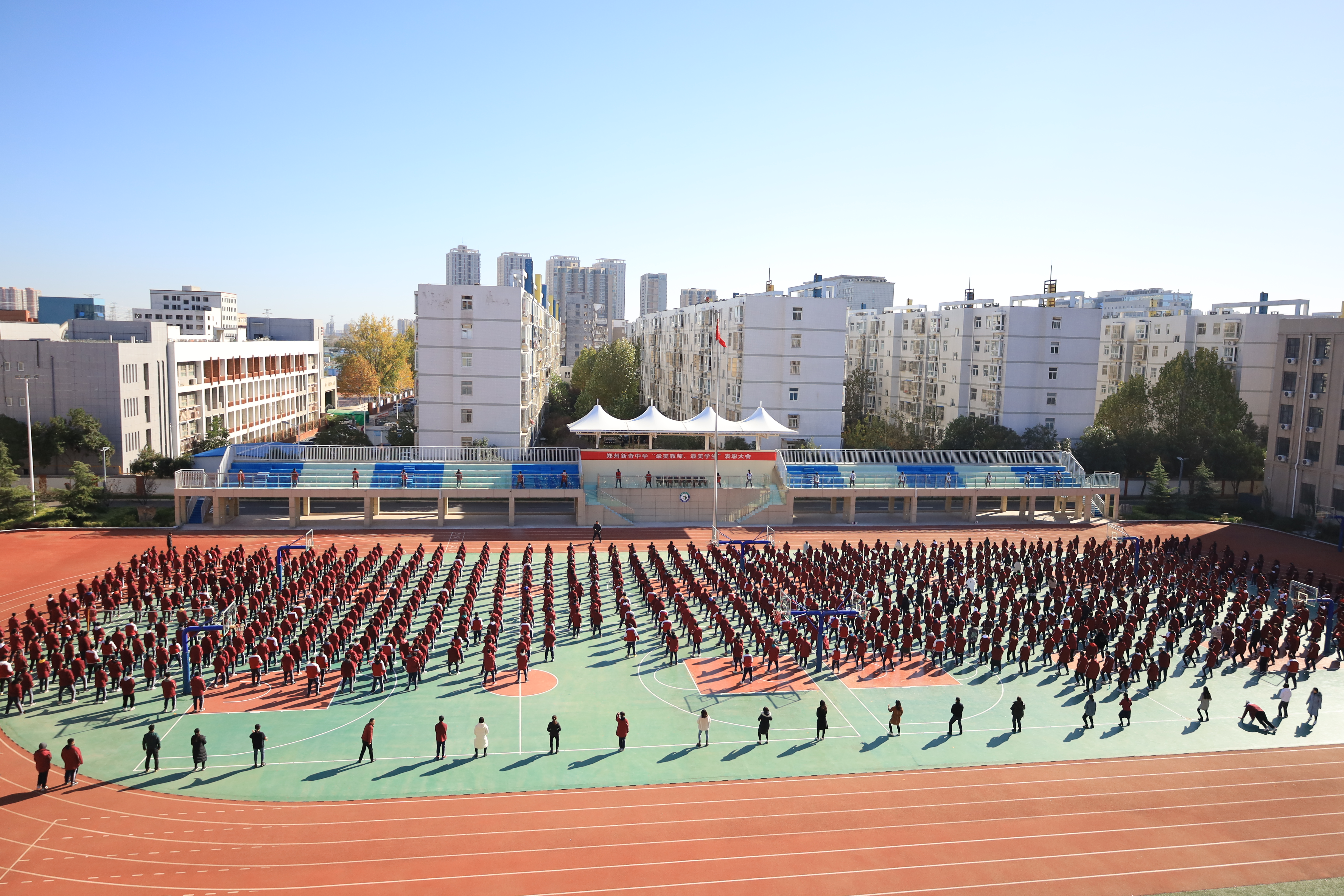 新奇校园找“新奇” 郑州新奇中学五育并举守护学子“一路生花”
