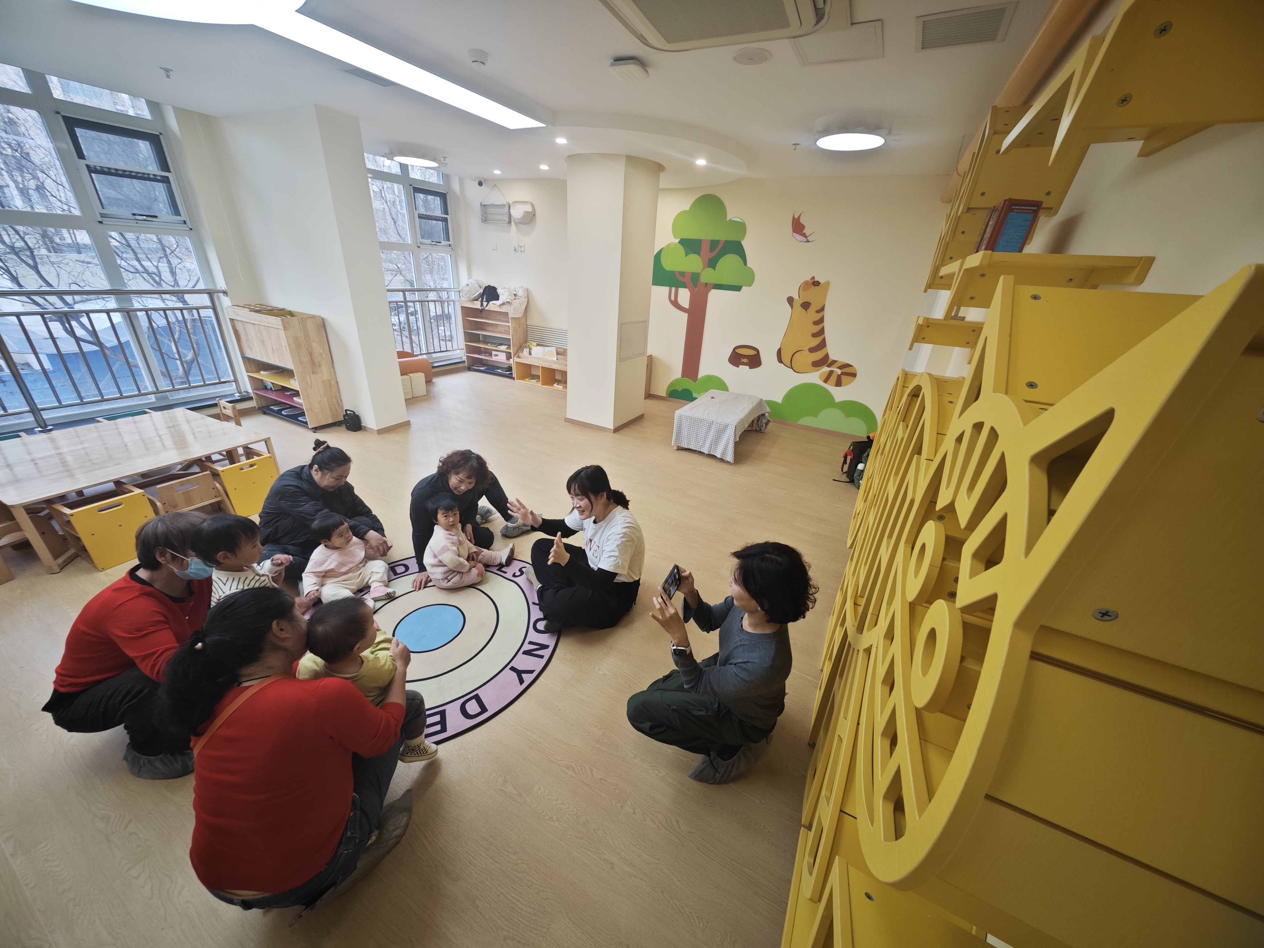 北京朝阳区建成本市首家托育综合服务中心暨八里庄儿童成长中心