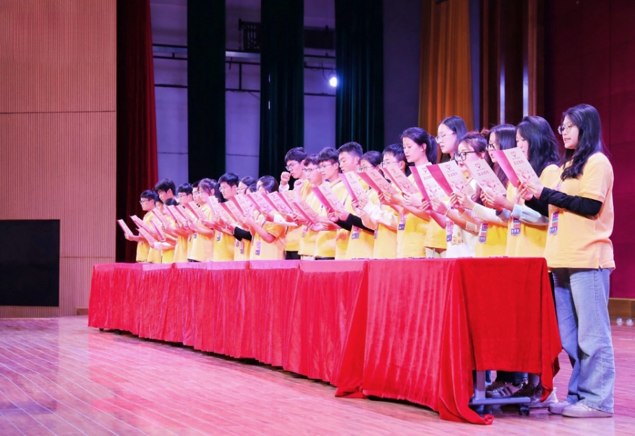 仲明助学金27年的慈善探索之路