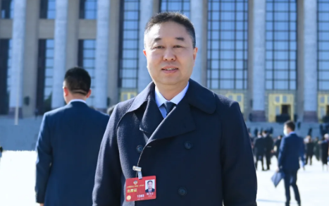 陈伟志与他的“新纪元”