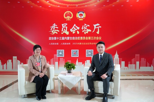 侯委员照片