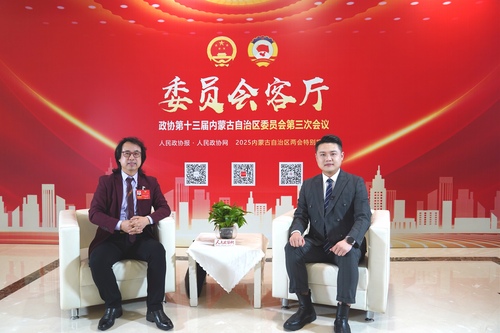 张永强照片