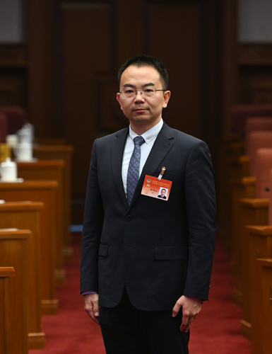 黄绵松