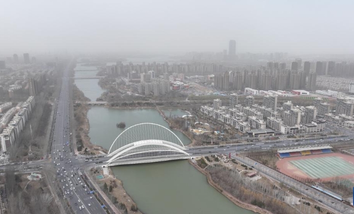 宁夏多地出现大风沙尘天气