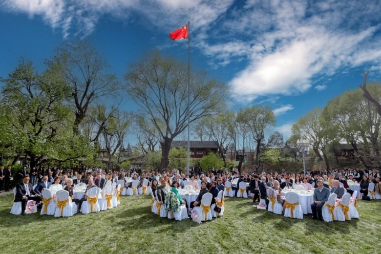 2025年海棠花荟暨海棠诗会活动在北京宋庆龄故居举办