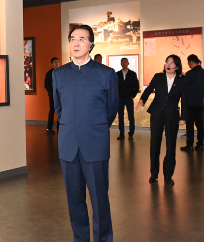 徐玖平