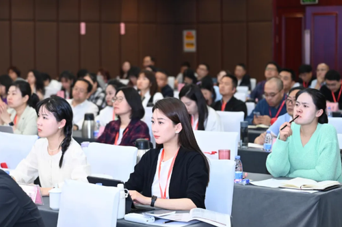 4月15日，“记者之家”大学堂中国新闻奖作品解析实战班（第二期）培训现场。