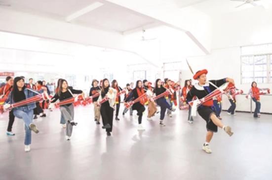 澳门青年与瑶族文化的“浪漫邂逅”