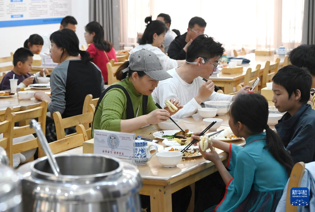 政府食堂爆火的背后：文旅要流量，更要留量