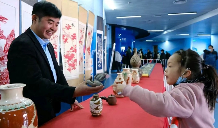 安徽北照古陶亮相深圳文博会
