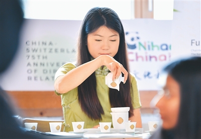 中国在世界多国举办“茶集”