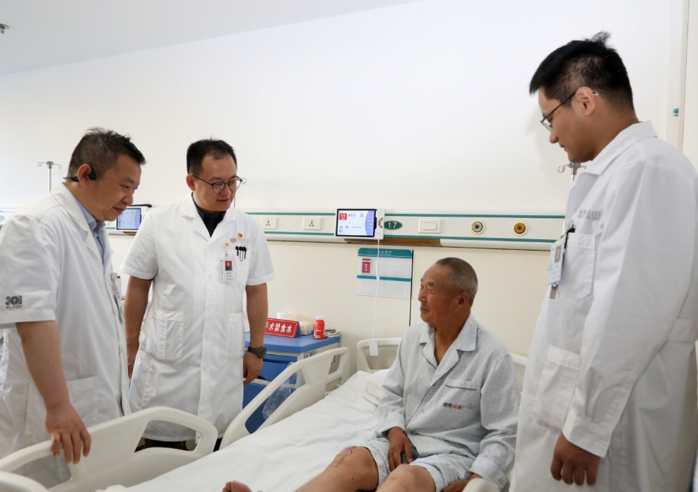 解放军总医院第四医学中心骨科医学部关节外科：多学科协作治愈关节假体感染顽疾