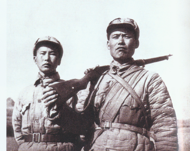 视死如归跳悬崖 舍生取义壮中华