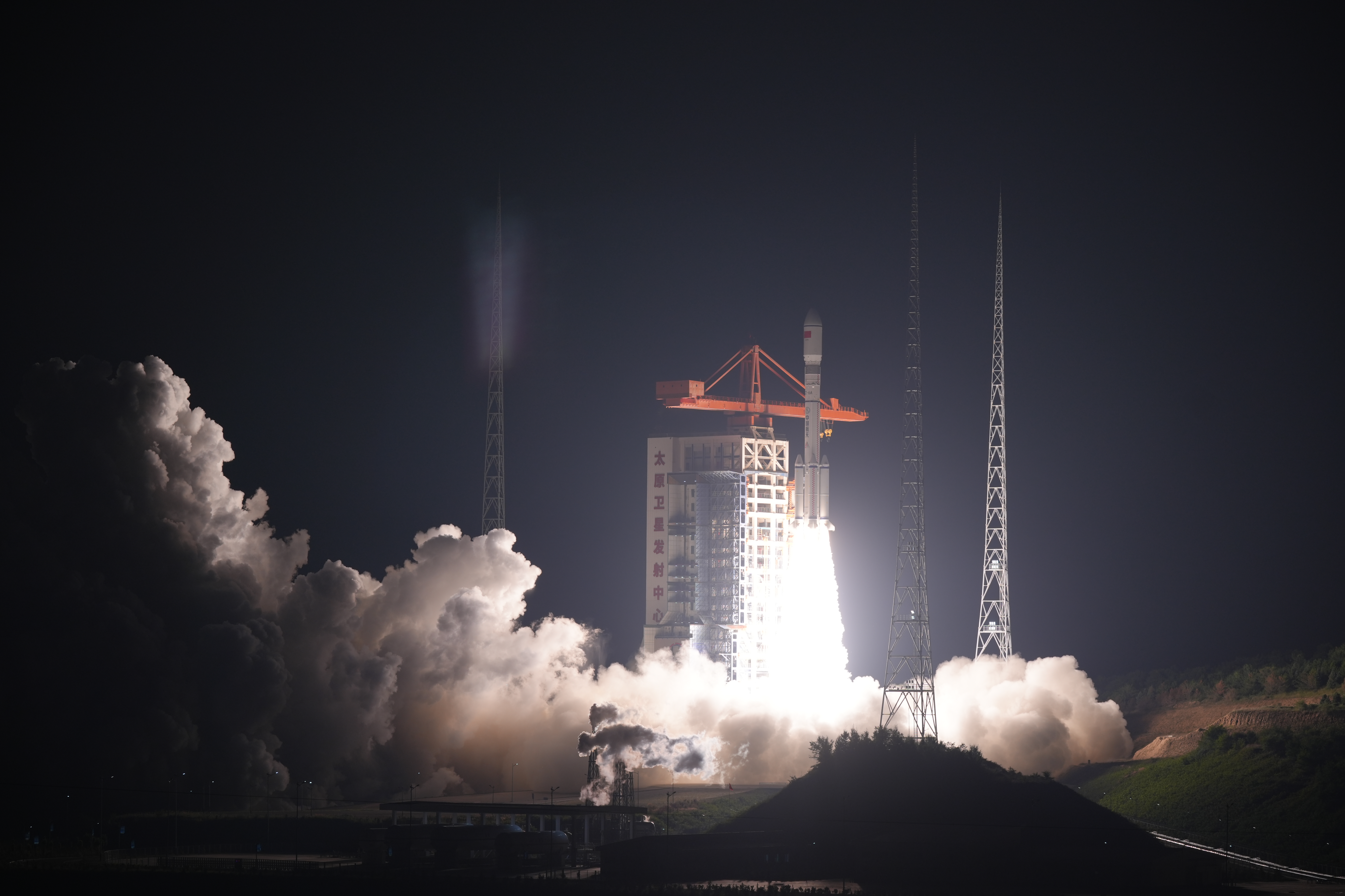 我国成功发射卫星互联网低轨09组卫星