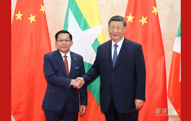 习近平会见缅甸代总统敏昂莱