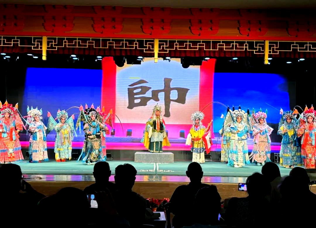 花一元钱看一场“大戏”，“一元剧场”缘何受欢迎