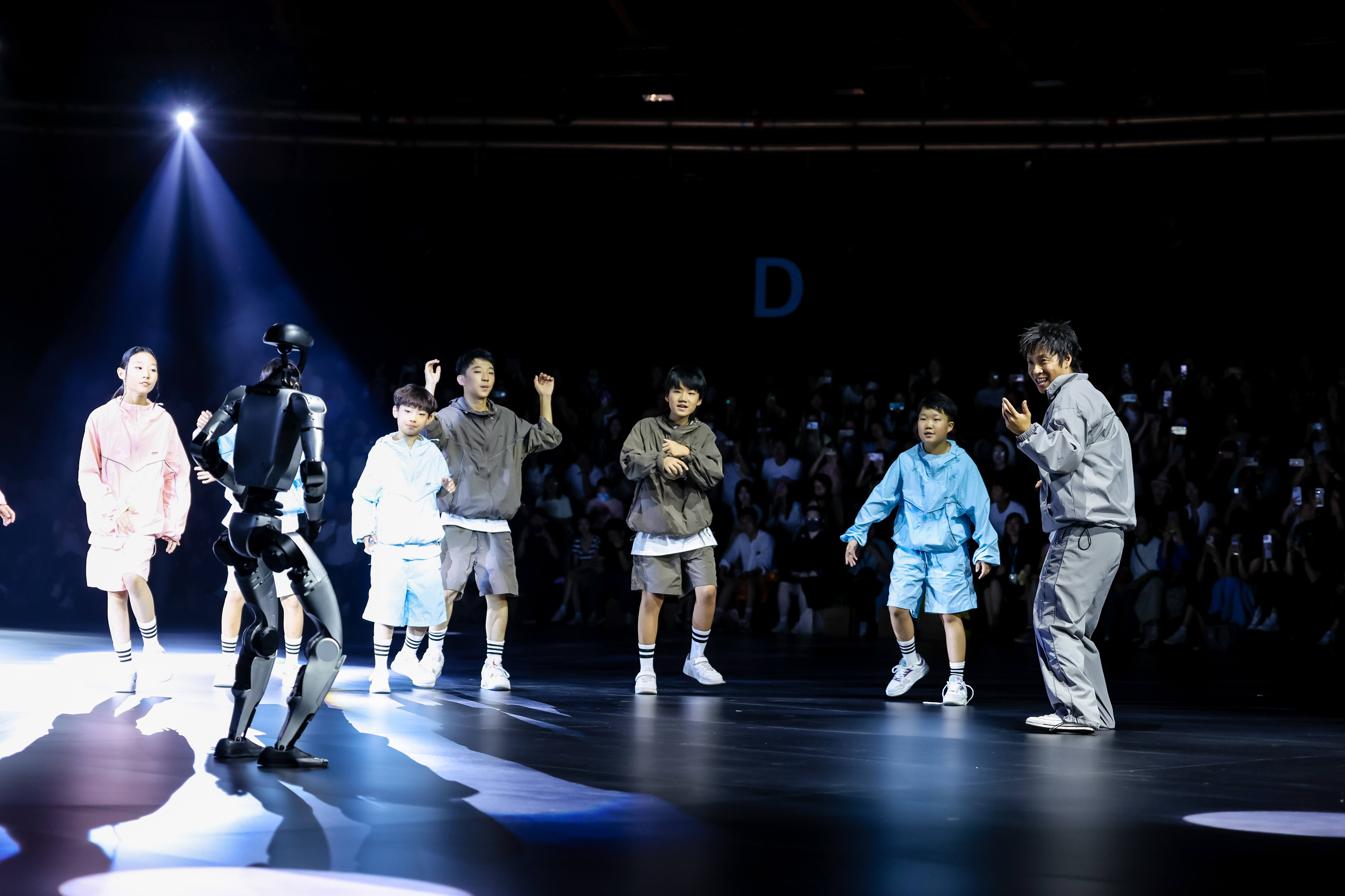 第34届真维斯杯休闲装设计总决赛亮相中国国际时装周