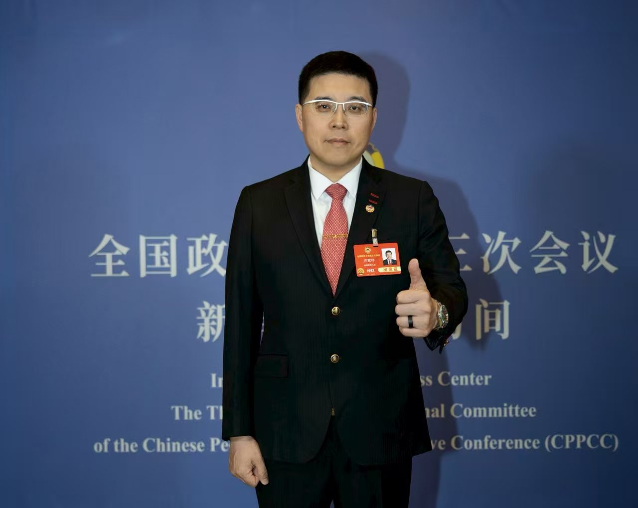 港区全国政协委员庄紫祥：跨境支付通为内地与香港发展注入强劲动能