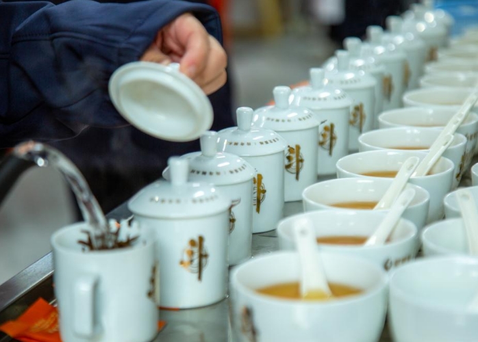 福建武夷山举办茶王赛