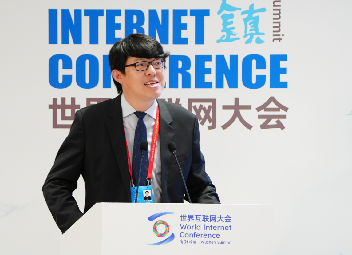 AI 从“技术秀”到“效率革命”   全面拓展AI应用推动千行百业数智化升级