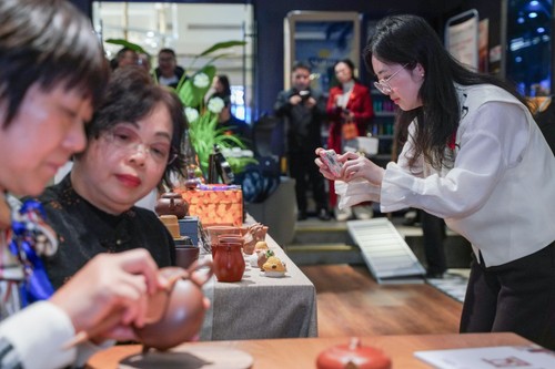 b3f0dd632b46c1a76daa87bd9b59a4fc~tplv-tt-origin-web_gif b3f0dd632b46c1a76daa87bd9b59a4fc~tplv-tt-origin-web_gif