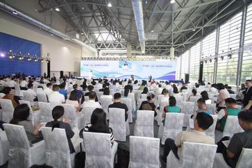 聚焦气候康养，共享自贸港机遇——专访海南省政协原副主席、海南省气候治疗和康养协会会长吴岩峻