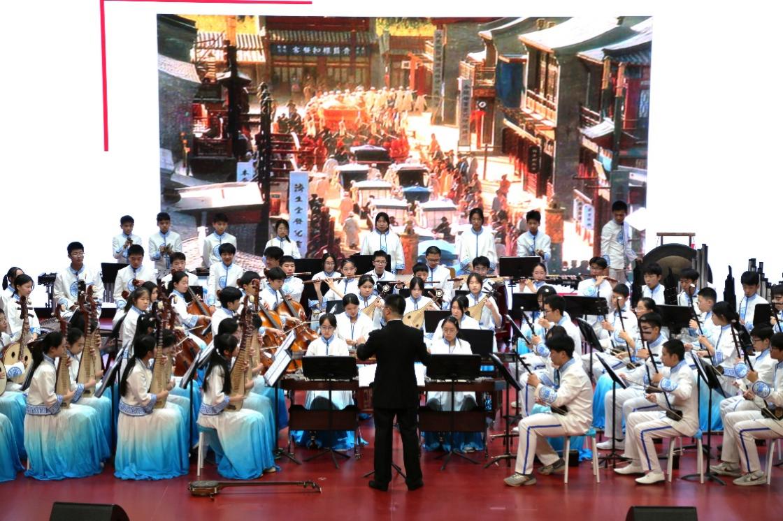 著名作曲家王立平走进北京十二中《红楼梦组曲》实践课堂