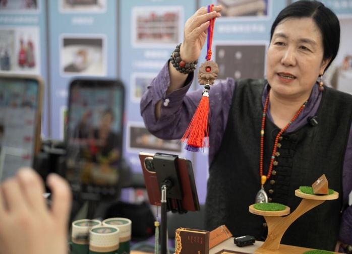 满洲里：中俄蒙传统手艺交流热