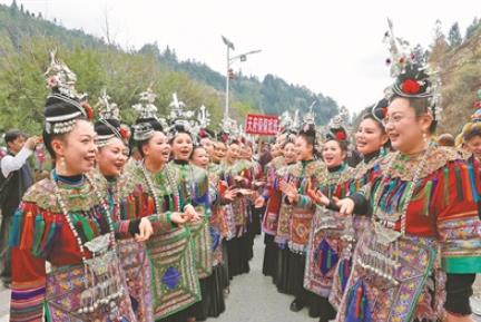 载歌载舞过侗年