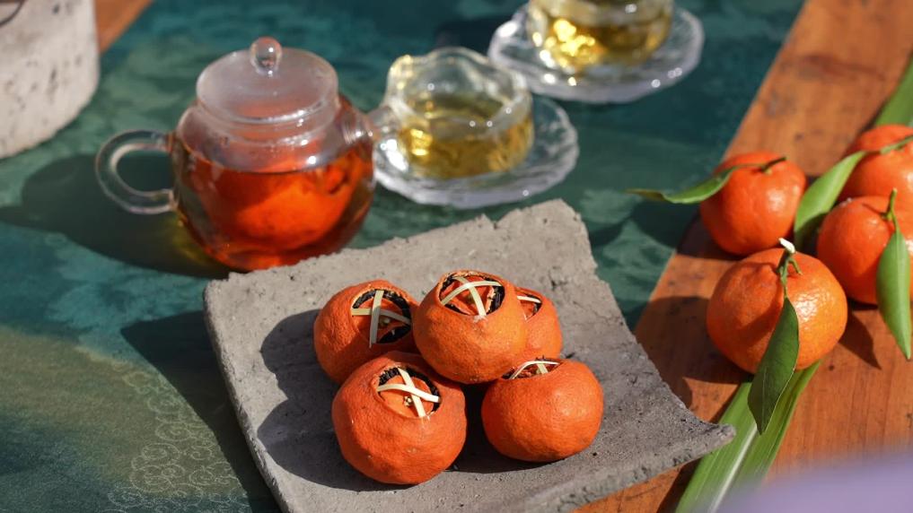 一颗红桔里的产业振兴新图景