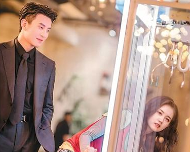 竖屏美学：方寸之间展现广袤人间