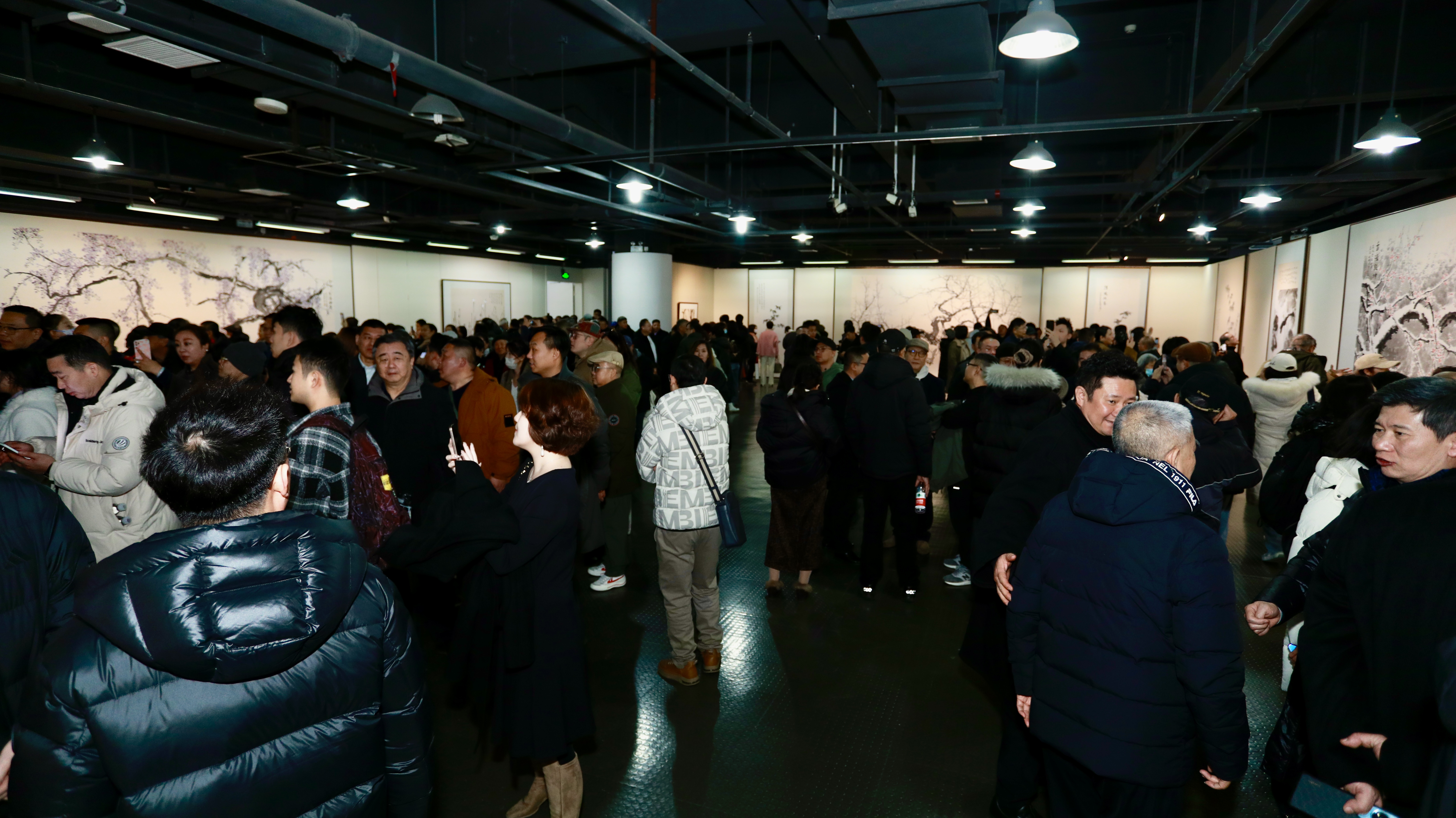 《神与物游——霍春阳艺术研究展》在天津美术学院美术馆开幕