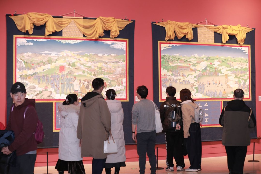 “镌刻在唐卡中的红色记忆——郎卡杰唐卡创新艺术展”在京举行