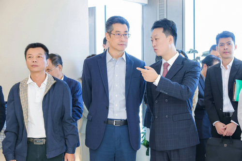 右二、12日5版（履职一年间）守牢产业链(9095613)-20260112100106