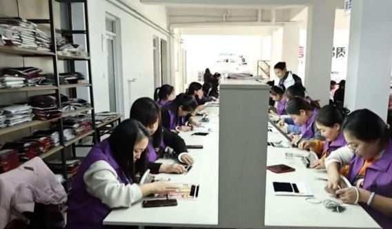 山西柳林：“90后”投身假睫毛创业路 助600余名妇女就业增收