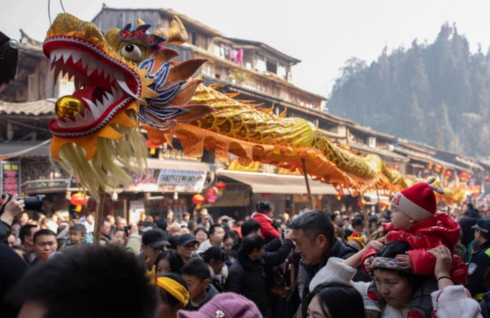 四川雅安：传统民俗迎新年