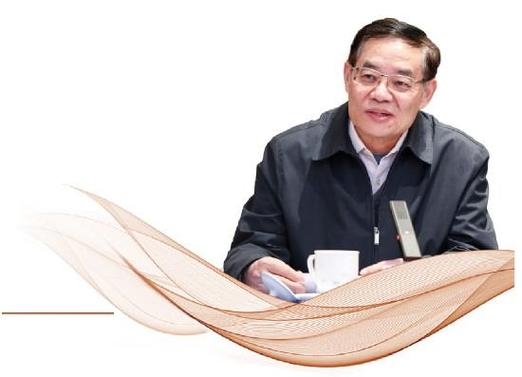 法治征途的点灯人