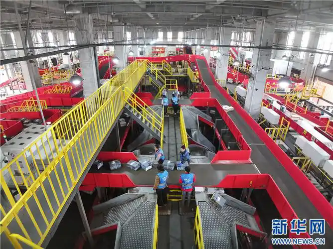 八部门联合印发行动方案 加快培育交通物流领军企业