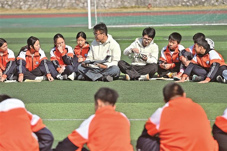 当网络梗溜进校园 如何让孩子“好好说话”