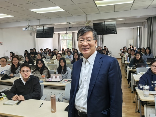 (31日3版,履职一年间 赵剑英委员)在(9252615)-20260131085741 (2) (31日3版,履职一年间 赵剑英委员)在(9252615)-20260131085741 (2)