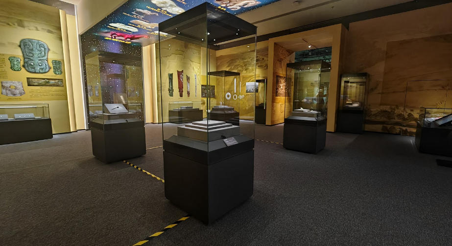 “玉文化与中华文明——中国历史研究院珍藏玉器展”在中国考古博物馆开幕