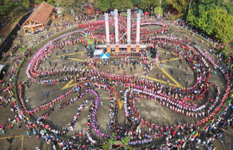 云南盈江：目瑙纵歌共起舞