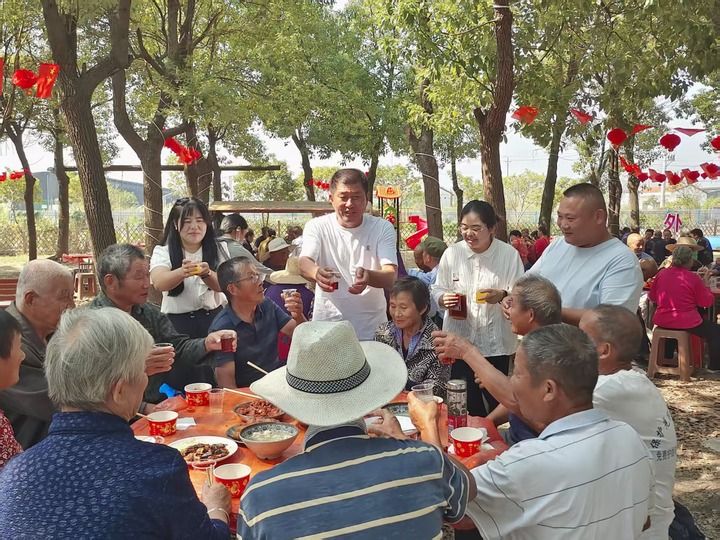 叶路洲的春天，那个每天绕村转的支书走了