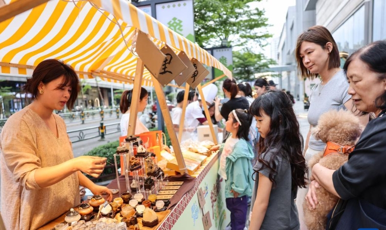 海口：逛非遗市集 感受文化魅力