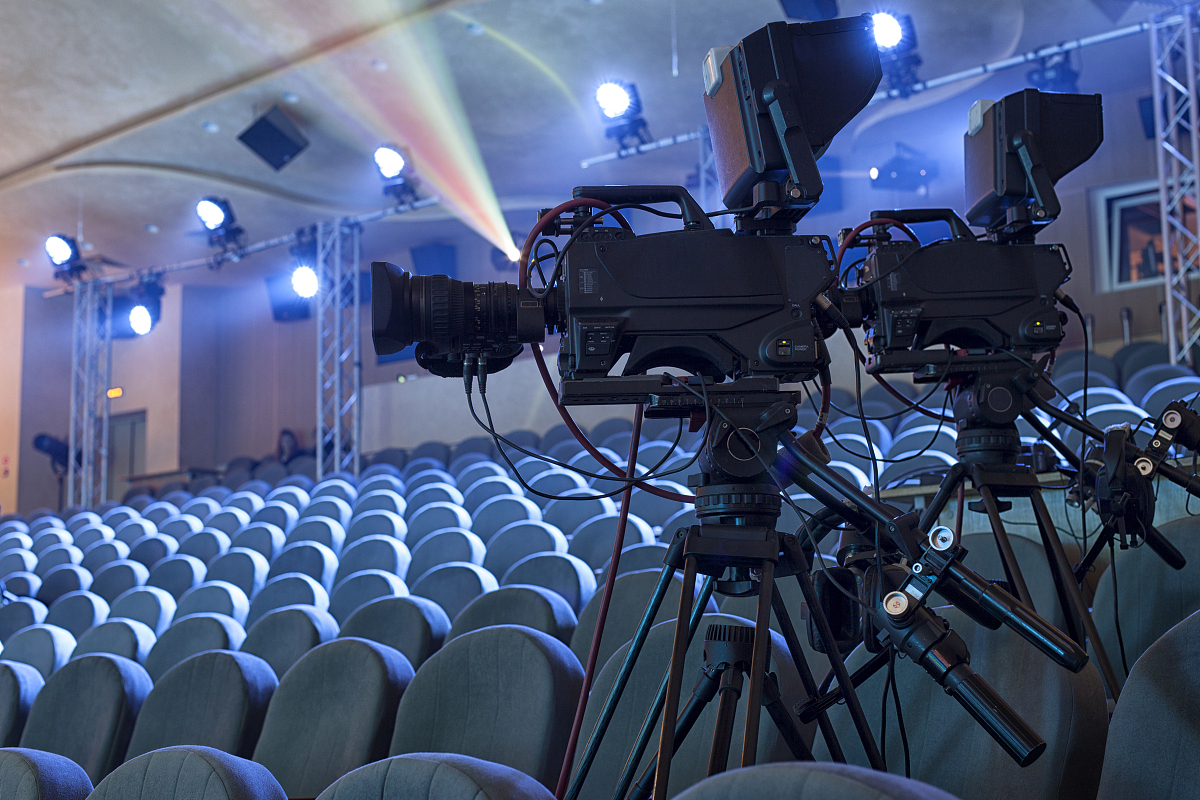 电影产业撬动消费大市场