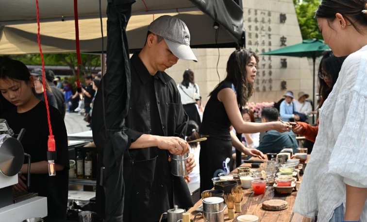 上海：春日静安 咖啡飘香