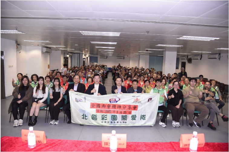   爱国爱港践初心 扎根基层勇担当——记全国政协委员陈文洲家国情怀与履职担当