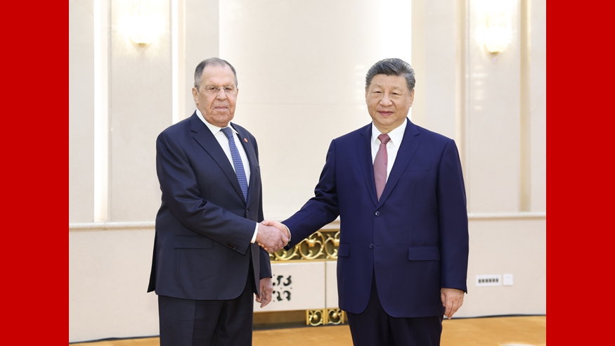   习近平会见俄罗斯外长拉夫罗夫