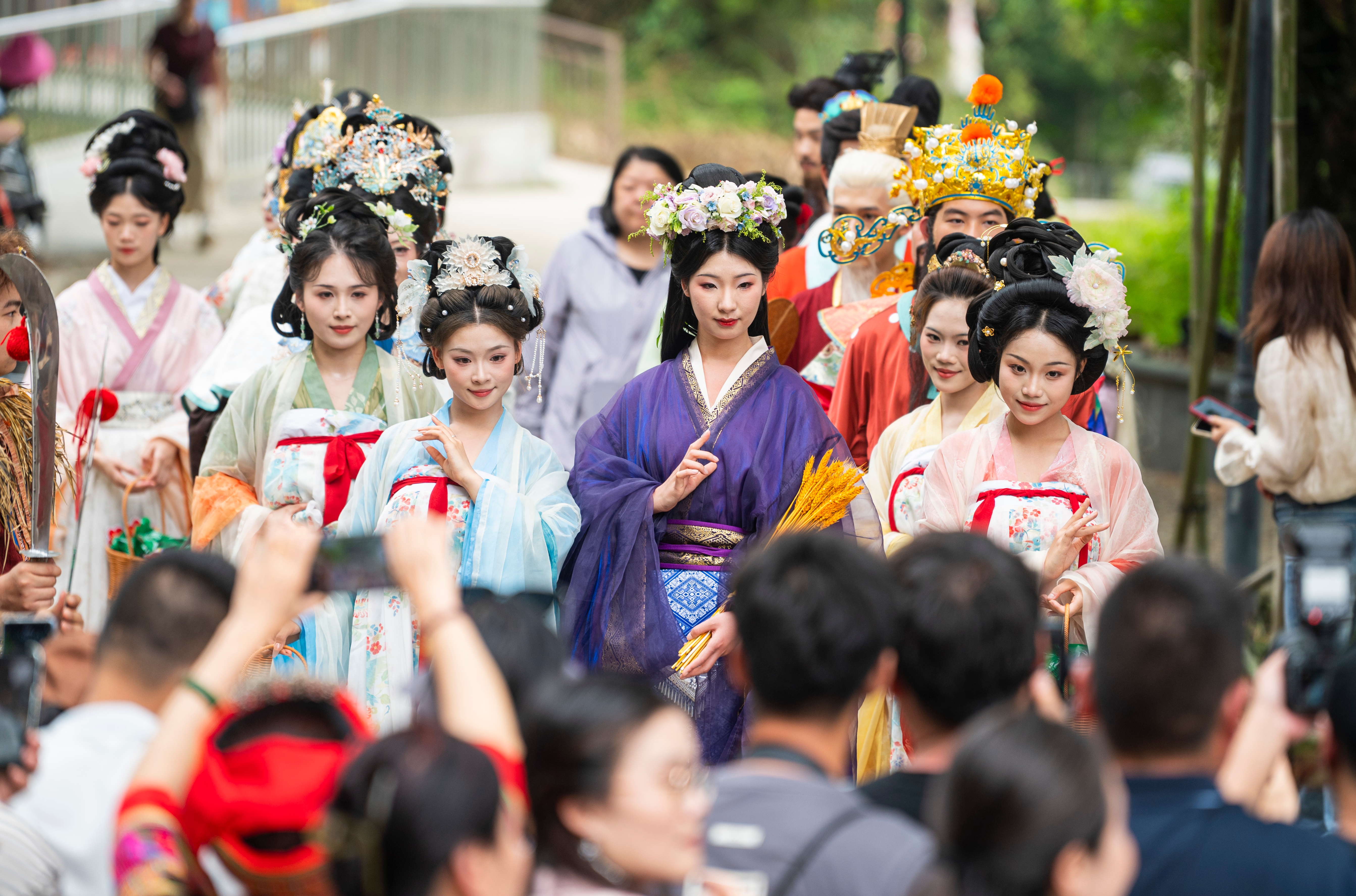 壮乡三月三绽异彩 同心文旅聚合力